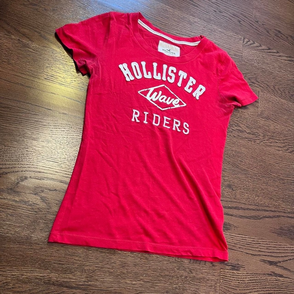 Y2K Vintage Hollister Red Wave Riders Graphic Surf Top Medium